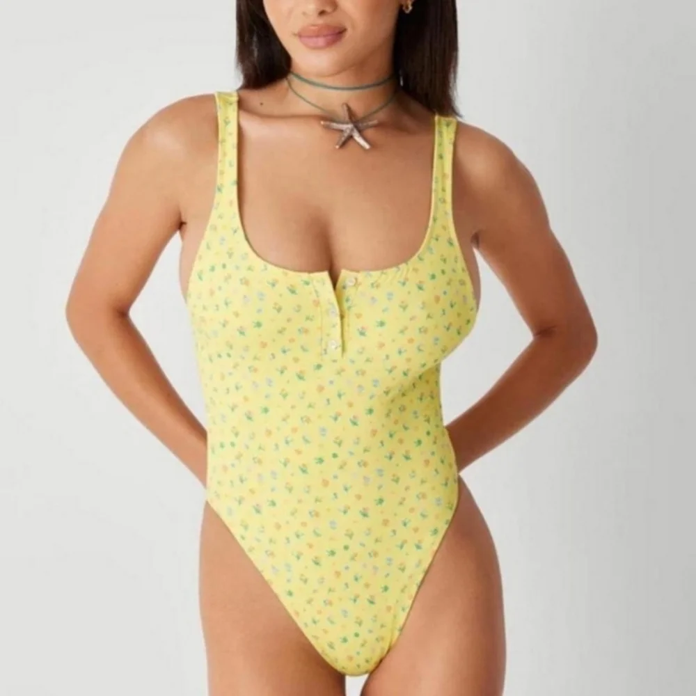 New!Frankies Bikinis x Pamela Anderson One Piece Swimsuit